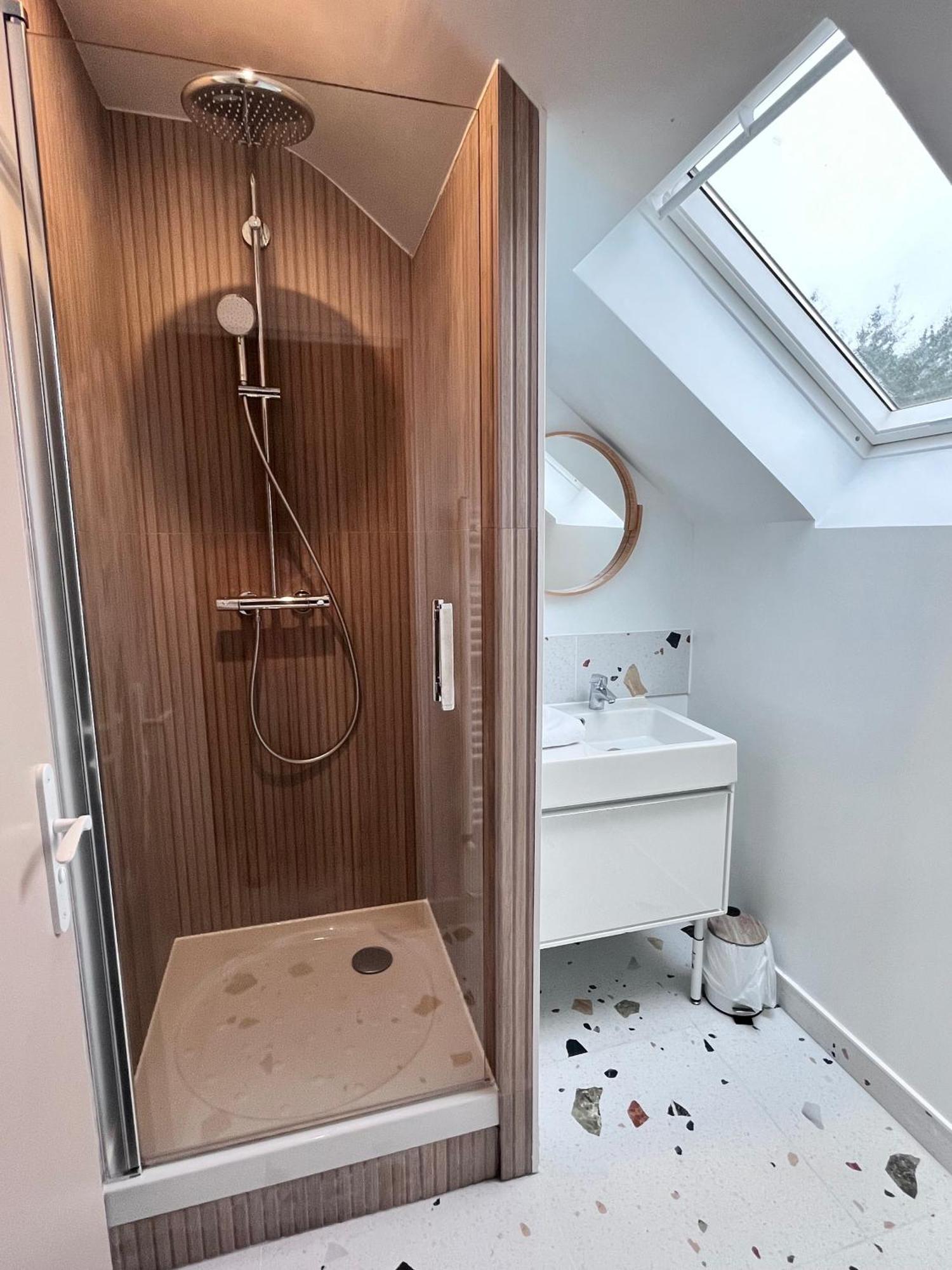 La Villa Du Golf - Avec Piscine Couverte Chauffee Et Jacuzzi Le Tronchet  Exterior foto